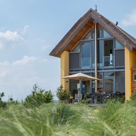 Ostsee - Reetdachhaus Nr 7 "Haddock" Im Strand Resort Heiligenhafen Luaran gambar